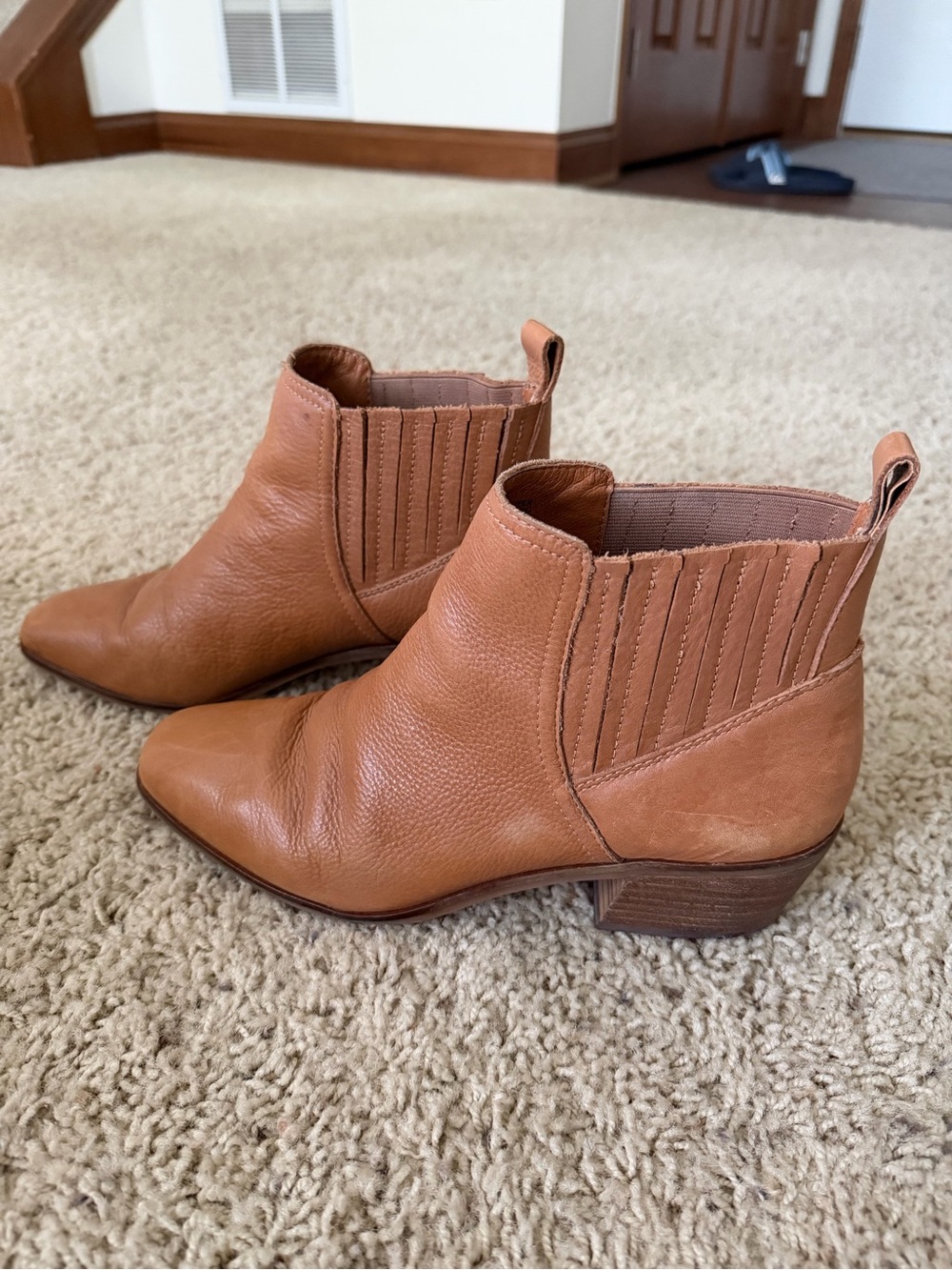 Lucky Brand Tan Leather Pointed Toe Ankle Booties